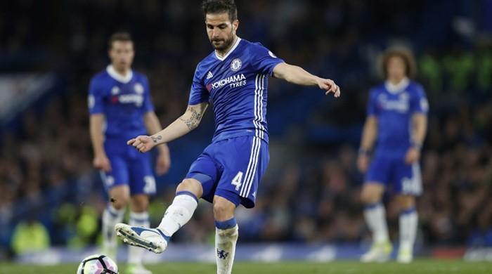 Fabregas condemns Middlesbrough as Chelsea close on Premier League title