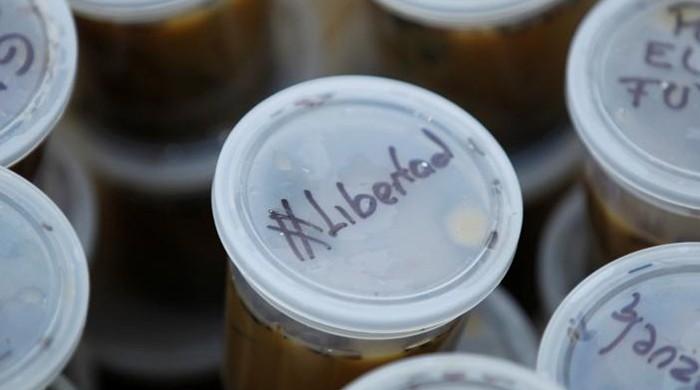 Venezuelans prepare fecal cocktails to throw at security forces