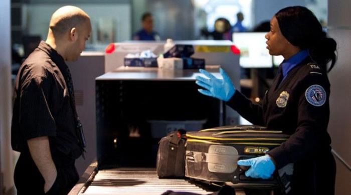 US airlines meet with Homeland Security on expanding laptop ban