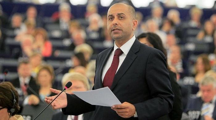 MEP Karim questions EU’s silence on social media ban in Kashmir