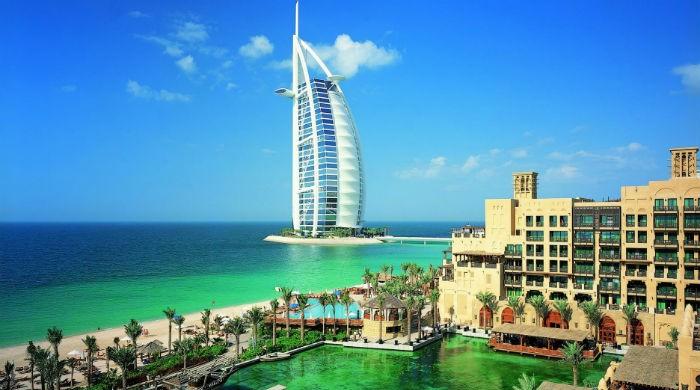 Dubai plans $1.7 billion tourist project on new artificial islands