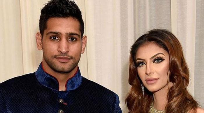 Hackers attack boxer Amir Khan's phone