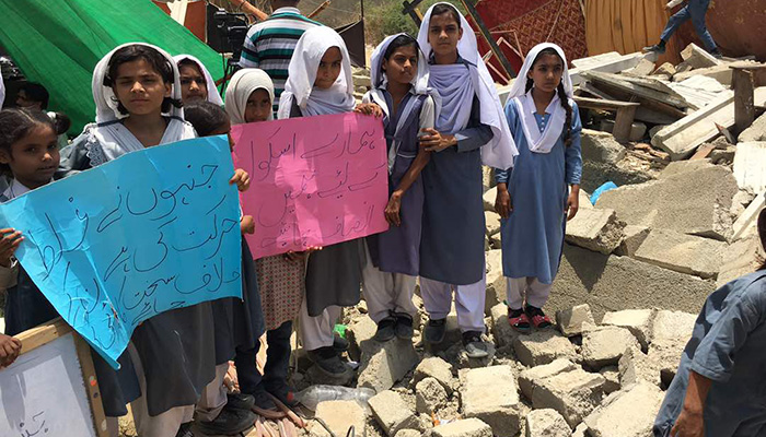 Students, teachers protest as KDA demolishes private school in Karachi 