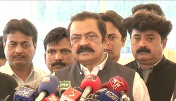 No sign of Imran becoming PM in near future: Rana Sanaullah