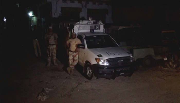 Body found, 10 suspects held in Karachi searches