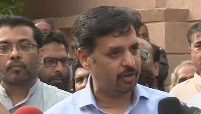 NAB summons Mustafa Kamal over charges of illegally selling plots in Karachi