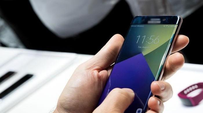 Govt reduces taxes, duties on mobile telephony
