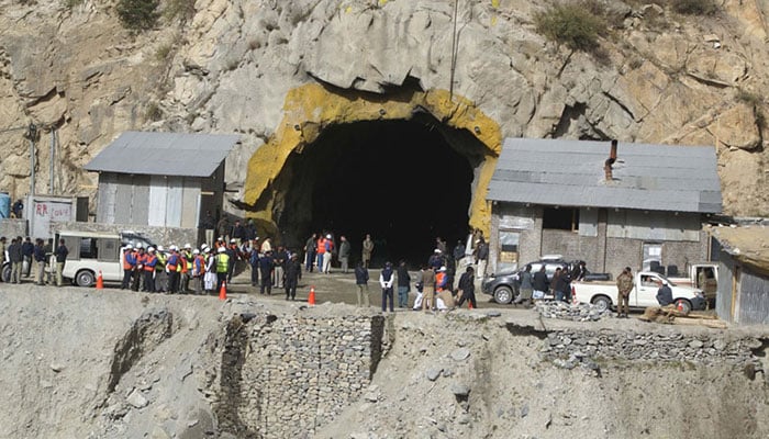 Lowari Tunnel Project to be completed next month at cost of Rs26bn