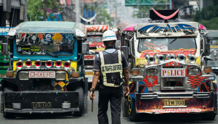 'Dinosaur' Philippine jeepneys face uncertain future