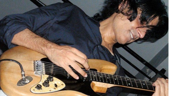 Legendary guitarist, songwriter Aamir Zaki passes away 