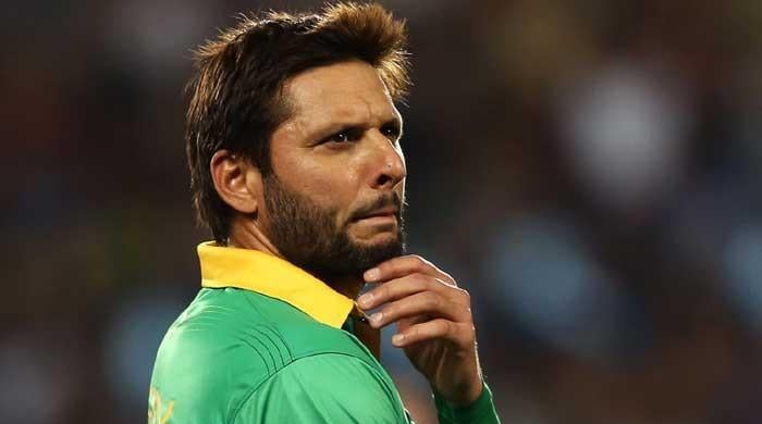 Pakistan to gain edge by dismissing Kohli early 