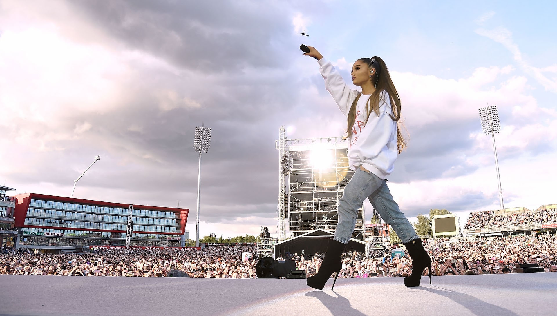 Ariana Grande becomes British heroine with Manchester concert