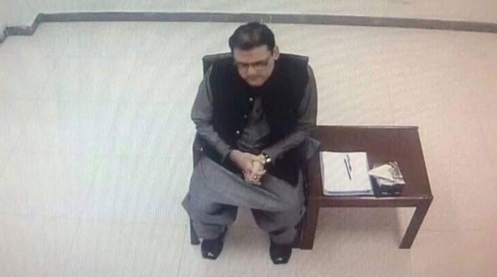 Nothing unusual about Hussain Nawaz’s leaked picture Nothing unusual about Hussain Nawaz’s leaked picture