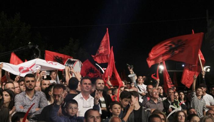 Kosovo votes amid thorny issues of border, talks with Serbia Kosovo votes amid thorny issues of border, talks with Serbia
