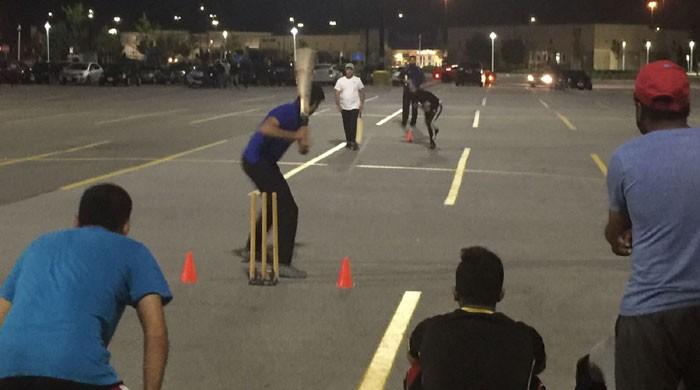Playing cricket the Canadian way on Ramzan nights