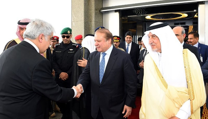 PM, army chief arrive in Saudi Arabia to help resolve Gulf crisis