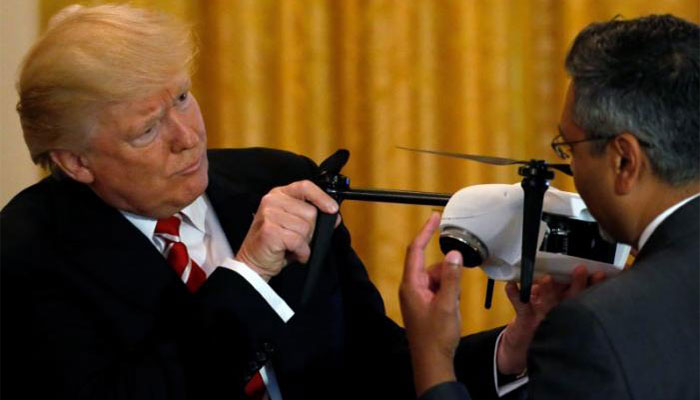 Trump meets wireless, drone executives on new technologies