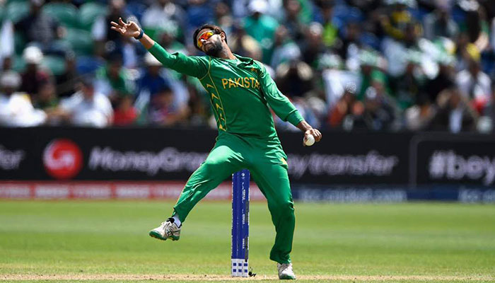 Imad Wasim surges to top spot in ICC T20I bowlers rankings