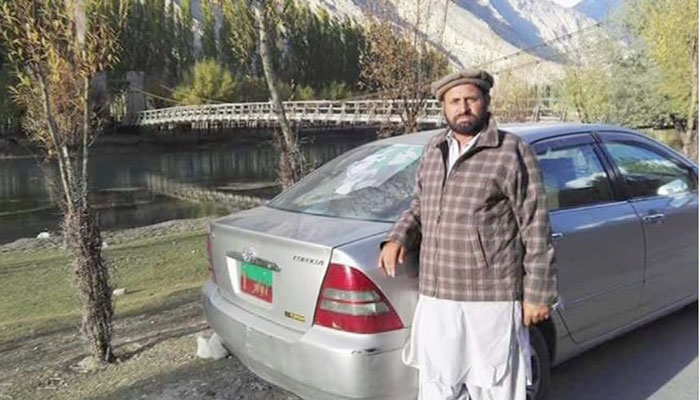 5 killed as car en route to Gilgit plunges into ravine