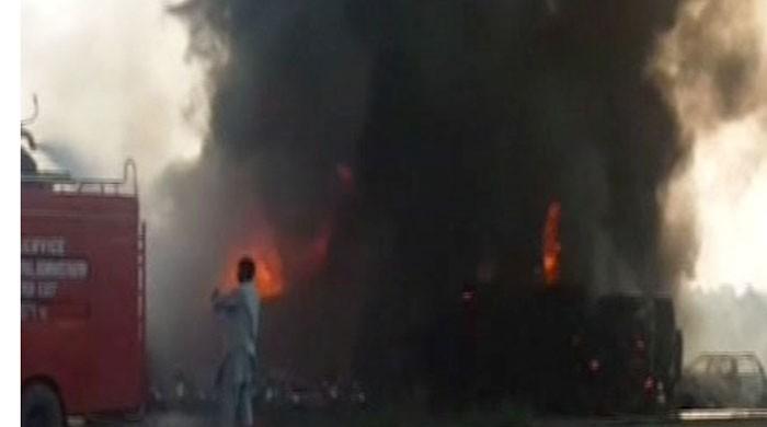 Bahawalpur oil tanker fire: Driver, 16-year-old boy succumb to burn wounds