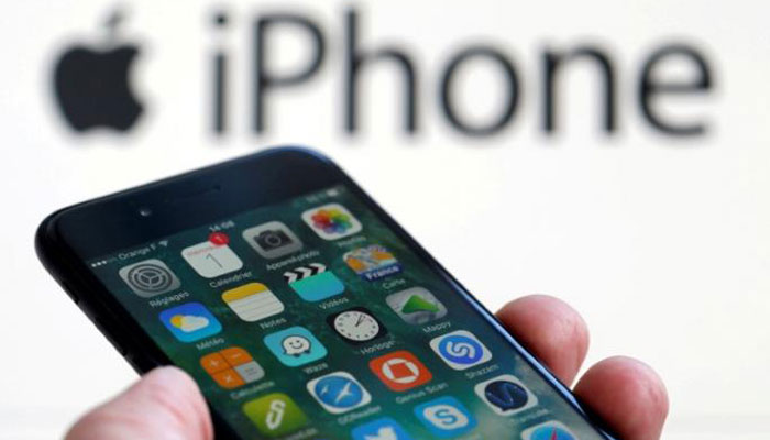 Apple's iPhone turns 10, bumpy start forgotten