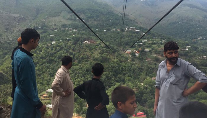 12 Dead As Cable Car Falls Near Murree Pakistan Geo Tv