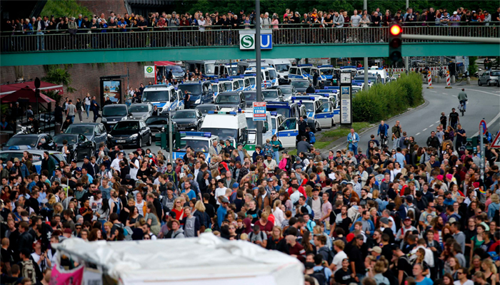 Hundreds of thousands of demonstrators gather in Hamburg ahead of G20 Summit