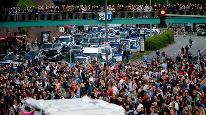 Hundreds of thousands of demonstrators gather in Hamburg ahead of G20 Summit