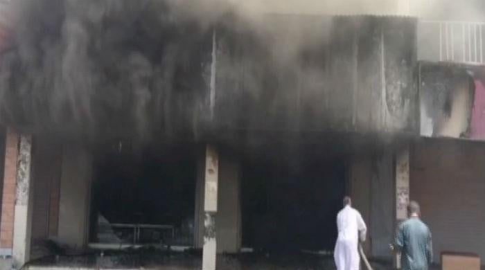 Kohat fire: 10 shops reduced to ashes