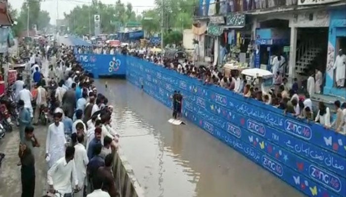 Eight die in rain-related incidents; low-level floods in various areas 