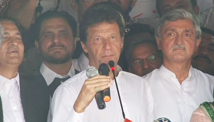 Coming week most important in Pakistan's history, says Imran 