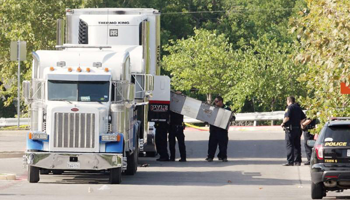 Nine suspected migrants dead after crammed in Texas truck, 30 ill