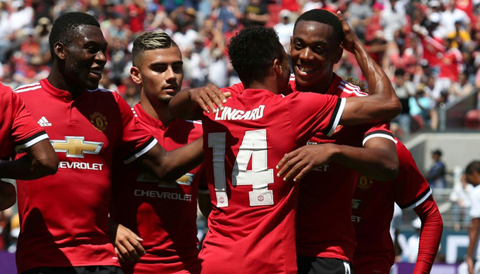 Manchester United edges Real Madrid on penalty kicks