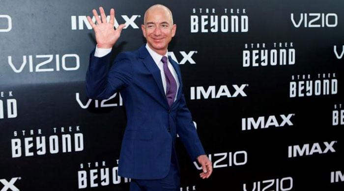 Amazon´s Jeff Bezos becomes world´s richest person