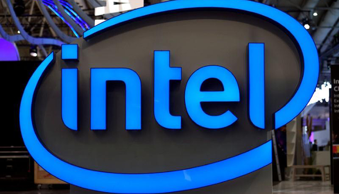 Intel lifts forecasts as driverless tech, AI add to PC gains