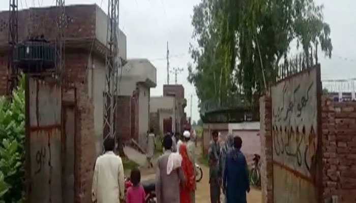 Couple, 2-year-old electrocuted to death in Lahore