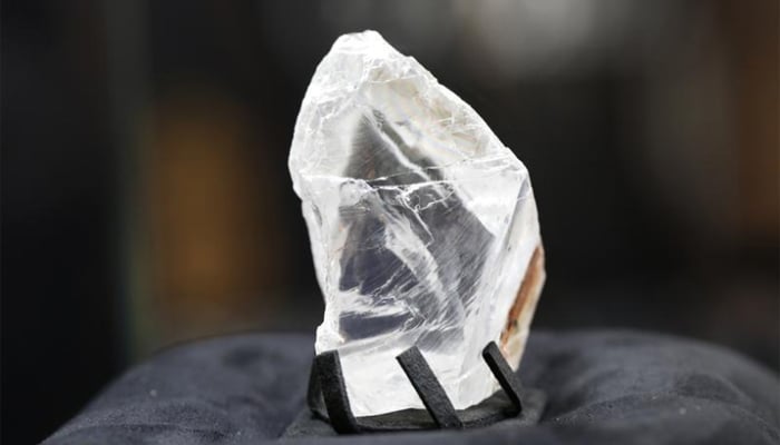 World's largest uncut diamond fails to sell at auction