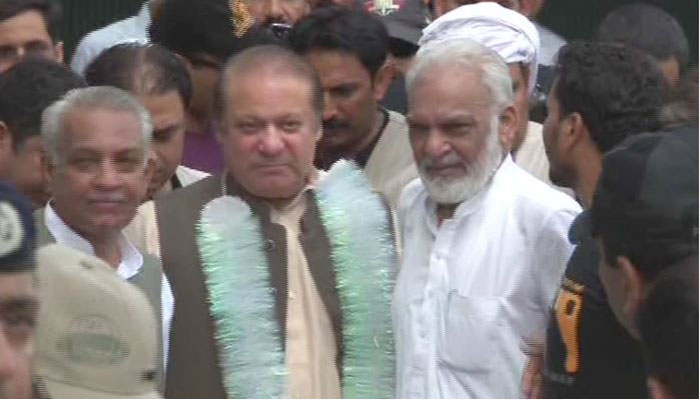 GT Road rally: Nawaz pledges to make Pakistan a great country