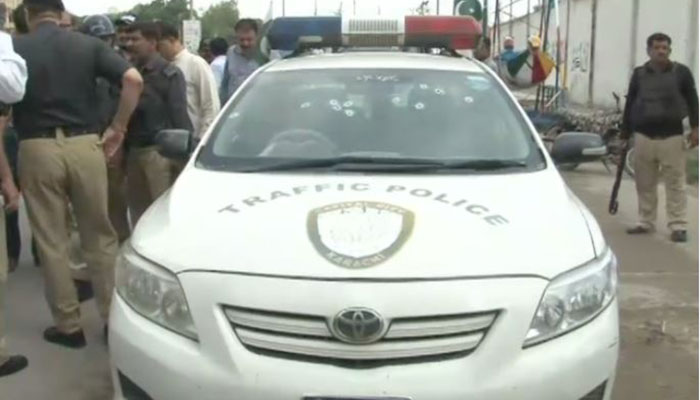 Attackers' weapon in Karachi traffic cops' killing used before: investigators 