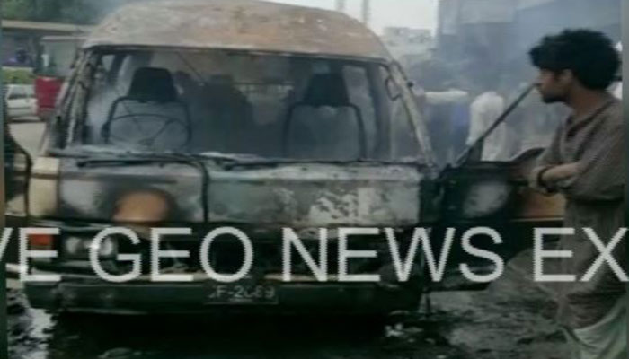 Burnt Karachi van was unfit to be driven: inquiry report 
