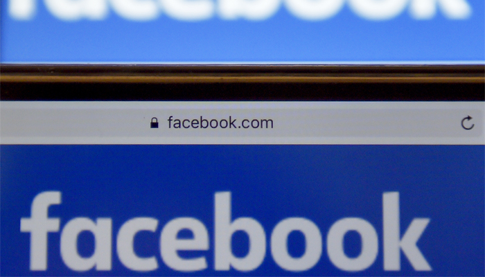 Facebook losing teens to Instagram-Snapchat: forecast