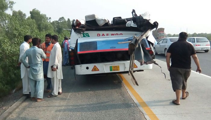 Two killed as speeding bus hits trailer near Lahore