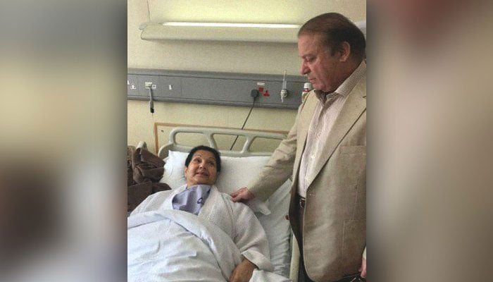 Kulsoom Nawaz at son Hasan’s home after surgery