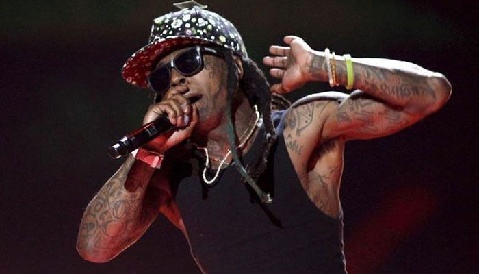 Rap star Lil Wayne suffers seizures, is hospitalised: reports
