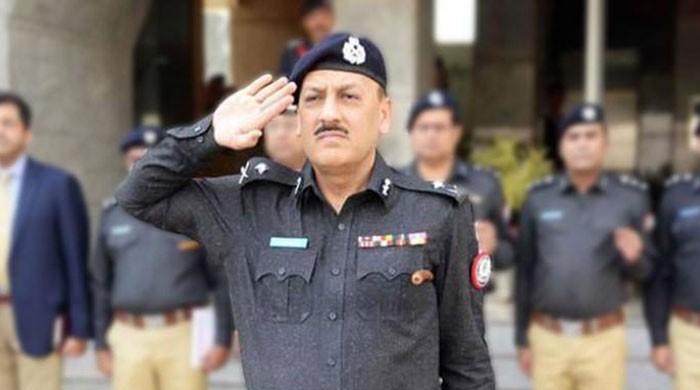 Sindh IG AD Khawaja to continue on post, rules SHC  Sindh IG AD Khawaja to continue on post, rules SHC
