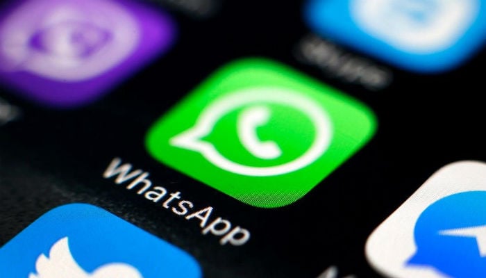 WhatsApp users can now text, video call at the same time