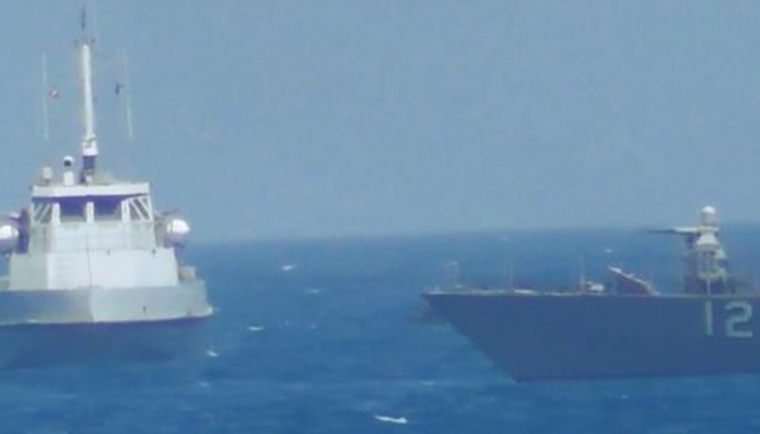 Iran says it warned off United States  ship, Navy denies it