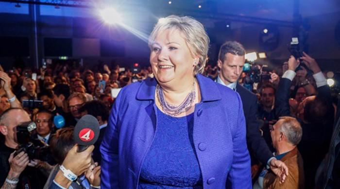 Norway elections: Right wing ruling alliance gains simple majority in parliament