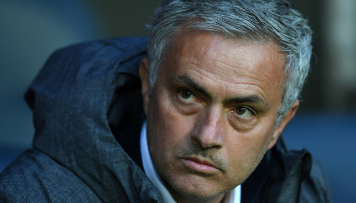 Annoyed Mourinho warns United players against 'fantasy football'