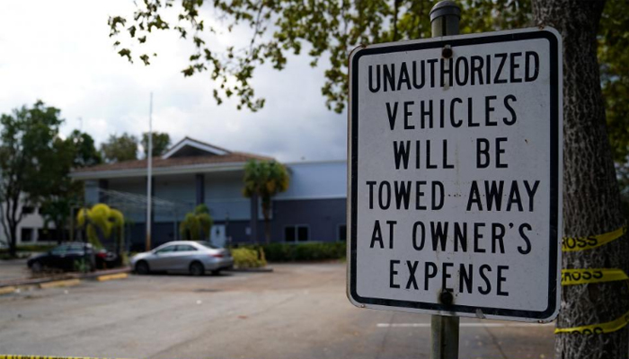 Criminal probe opens into eight deaths at Florida nursing home after Irma